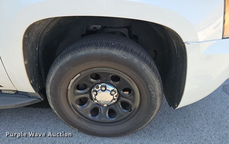 image for item LE9732 2013 Chevrolet Tahoe Police  SUV