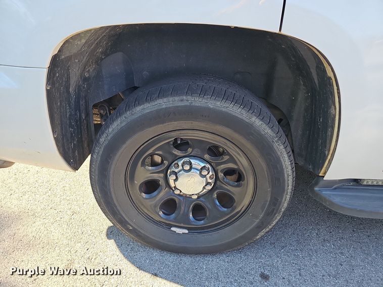 image for item LE9732 2013 Chevrolet Tahoe Police  SUV