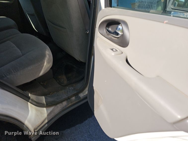 image for item LE9733 2005 Chevrolet TrailBlazer  SUV