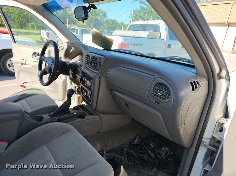 image for item LE9733 2005 Chevrolet TrailBlazer  SUV