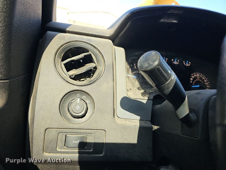 image for item LE9734 2012 Ford F150  SuperCrew pickup truck