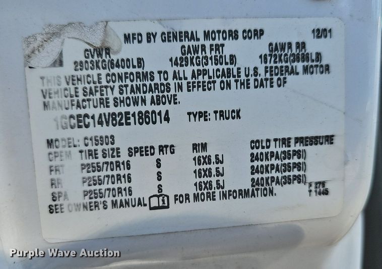 image for item LE9735 2002 Chevrolet Silverado 1500  pickup truck