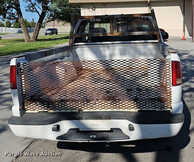 image for item LE9736 1998 Chevrolet S10  Ext. Cab pickup truck