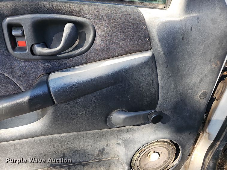 image for item LE9736 1998 Chevrolet S10  Ext. Cab pickup truck