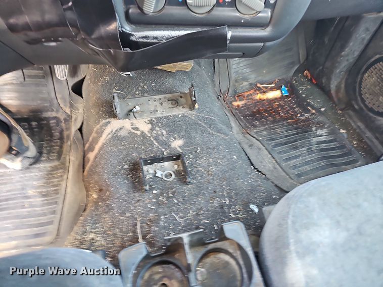 image for item LE9736 1998 Chevrolet S10  Ext. Cab pickup truck