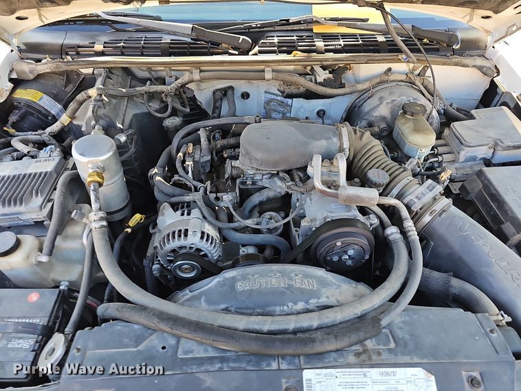 image for item LE9736 1998 Chevrolet S10  Ext. Cab pickup truck