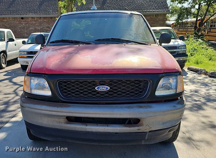 image for item LE9737 1997 Ford F150  pickup truck