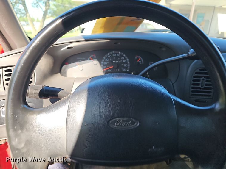 image for item LE9737 1997 Ford F150  pickup truck