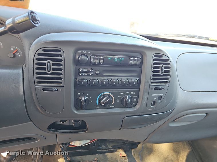 image for item LE9737 1997 Ford F150  pickup truck