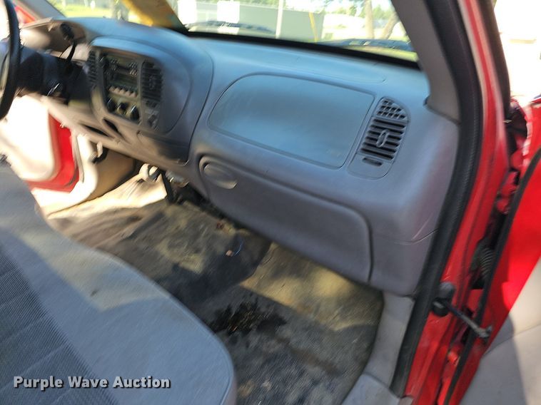 image for item LE9737 1997 Ford F150  pickup truck