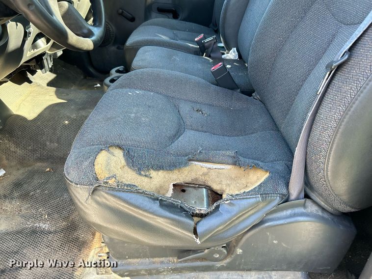 image for item LE9738 2005 Chevrolet Silverado 1500  pickup truck