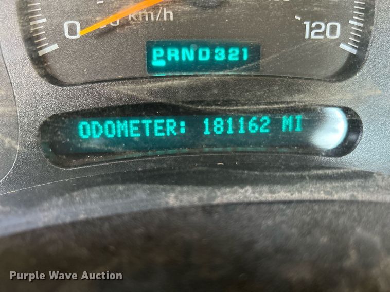 image for item LE9738 2005 Chevrolet Silverado 1500  pickup truck