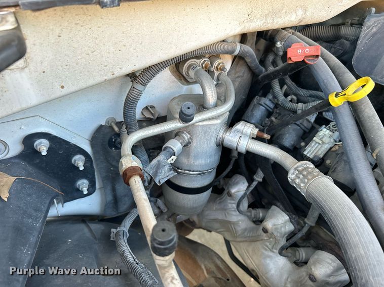 image for item LE9738 2005 Chevrolet Silverado 1500  pickup truck