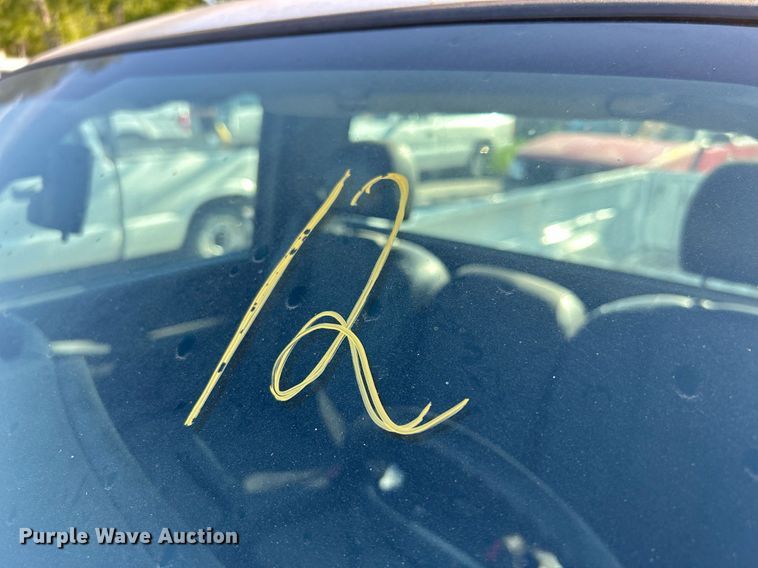 image for item LE9738 2005 Chevrolet Silverado 1500  pickup truck