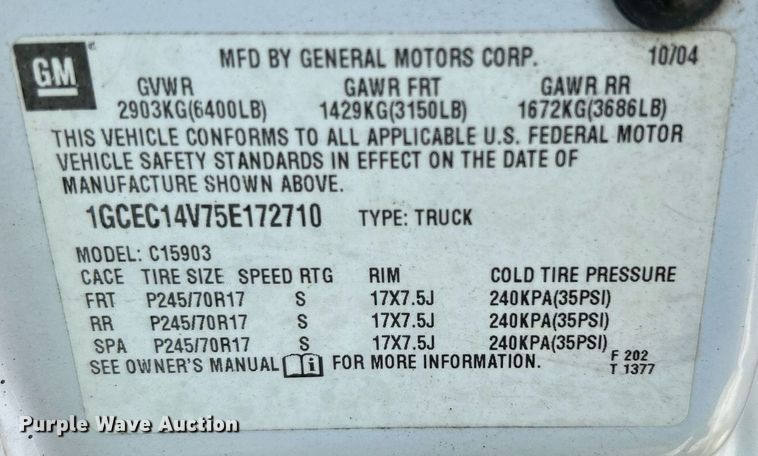 image for item LE9738 2005 Chevrolet Silverado 1500  pickup truck