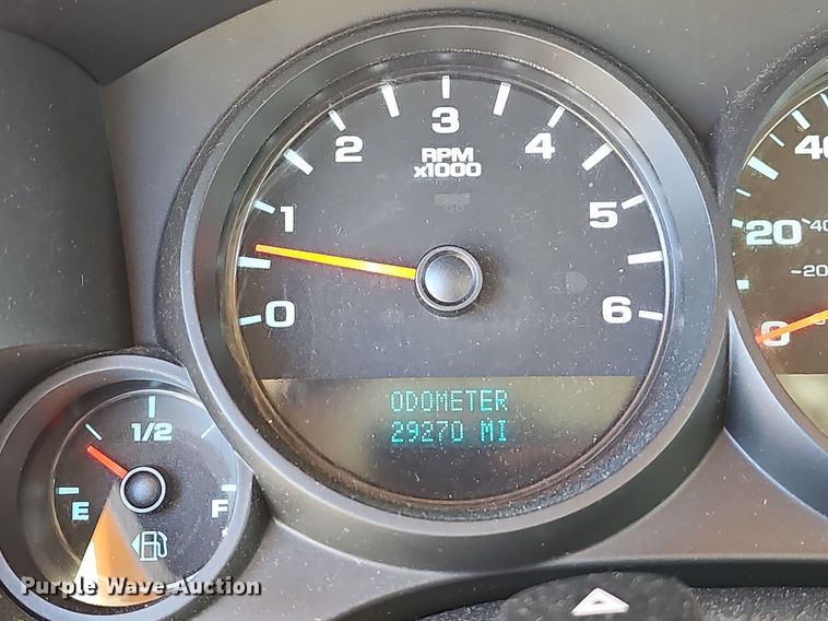 image for item LE9739 2012 Chevrolet Silverado 1500  Crew Cab pickup truck