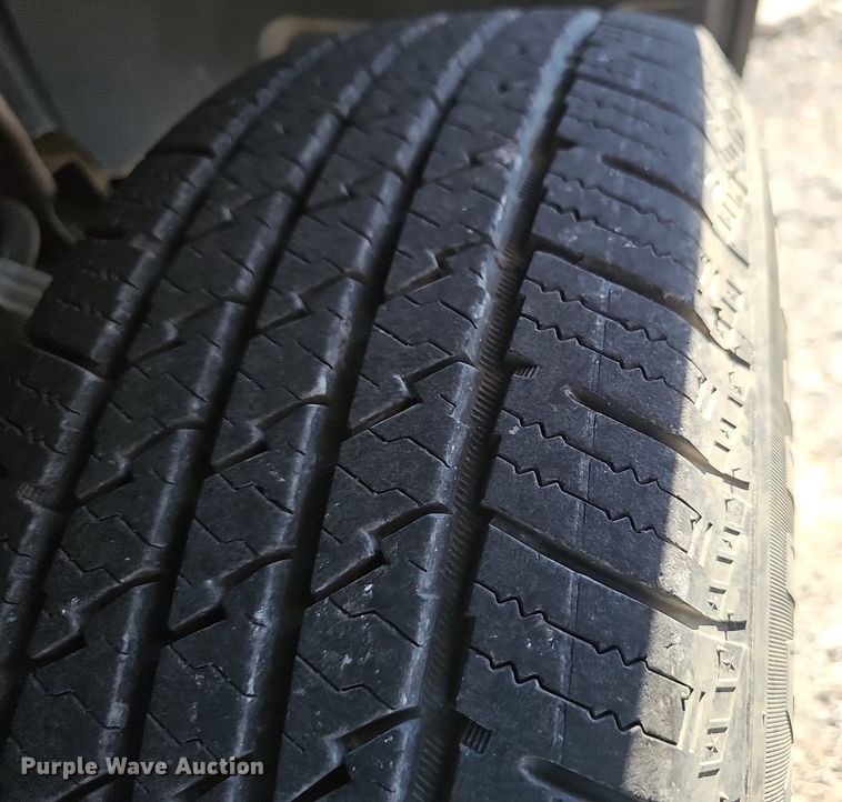 image for item LE9739 2012 Chevrolet Silverado 1500  Crew Cab pickup truck