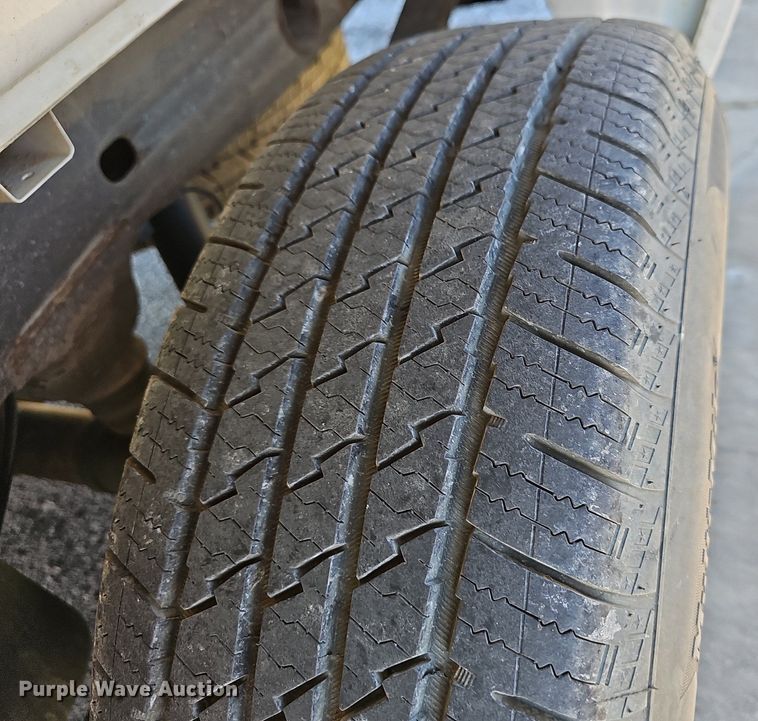 image for item LE9739 2012 Chevrolet Silverado 1500  Crew Cab pickup truck