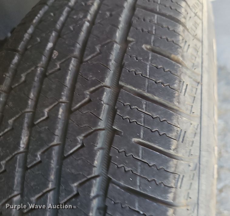 image for item LE9739 2012 Chevrolet Silverado 1500  Crew Cab pickup truck