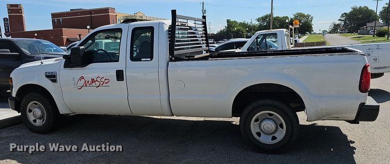 image for item LE9742 2009 Ford F250 Super Duty  SuperCab pickup truck