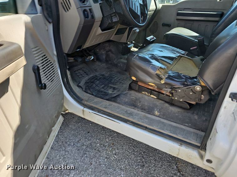 image for item LE9742 2009 Ford F250 Super Duty  SuperCab pickup truck