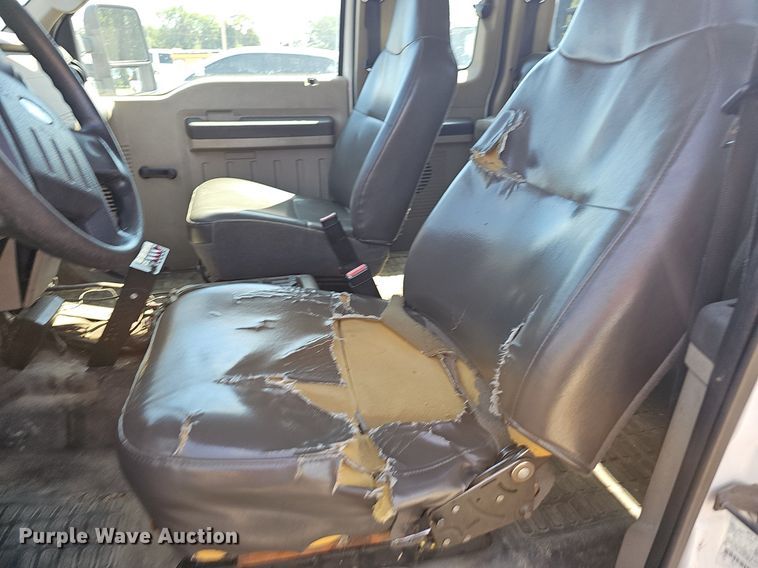 image for item LE9742 2009 Ford F250 Super Duty  SuperCab pickup truck