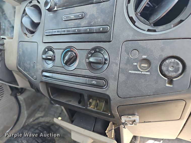 image for item LE9742 2009 Ford F250 Super Duty  SuperCab pickup truck