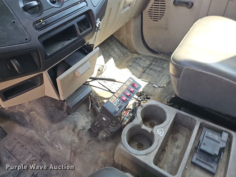 image for item LE9742 2009 Ford F250 Super Duty  SuperCab pickup truck