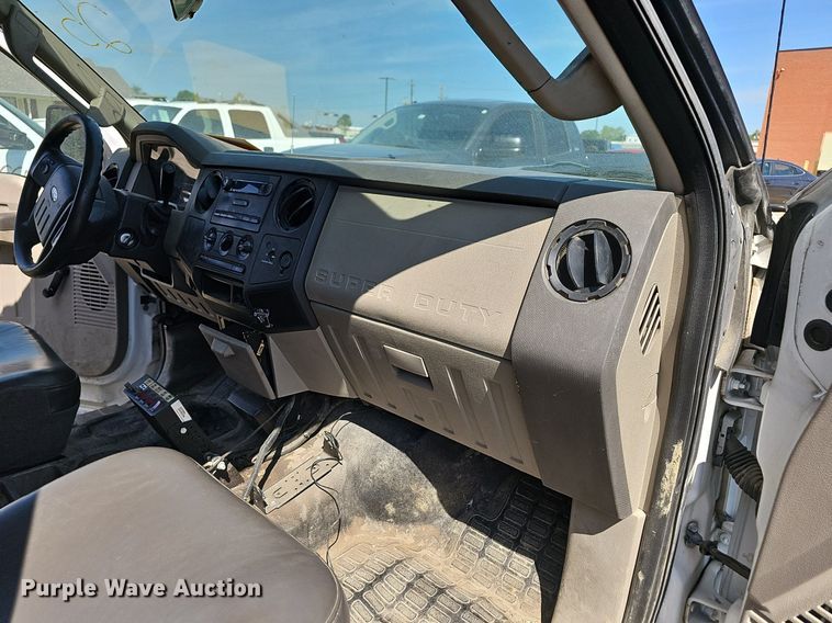 image for item LE9742 2009 Ford F250 Super Duty  SuperCab pickup truck