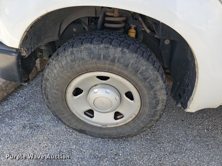 image for item LE9742 2009 Ford F250 Super Duty  SuperCab pickup truck