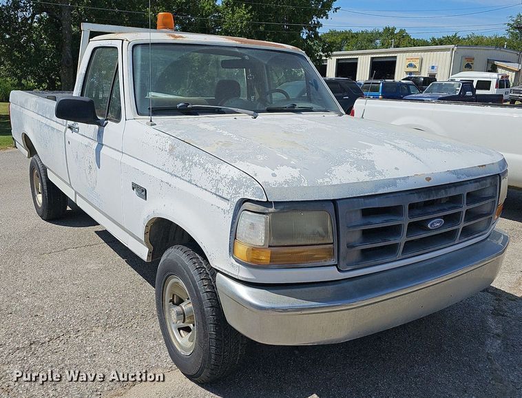 image for item LE9743 1993 Ford F150  pickup truck