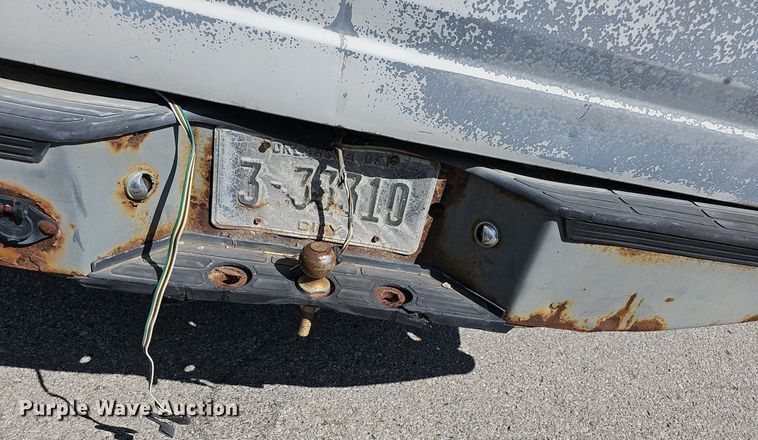 image for item LE9743 1993 Ford F150  pickup truck