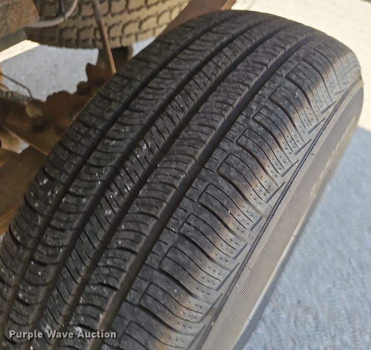 image for item LE9743 1993 Ford F150  pickup truck