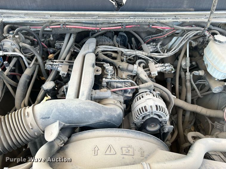 image for item LE9744 2008 Chevrolet Silverado 2500HD  Crew Cab pickup truck