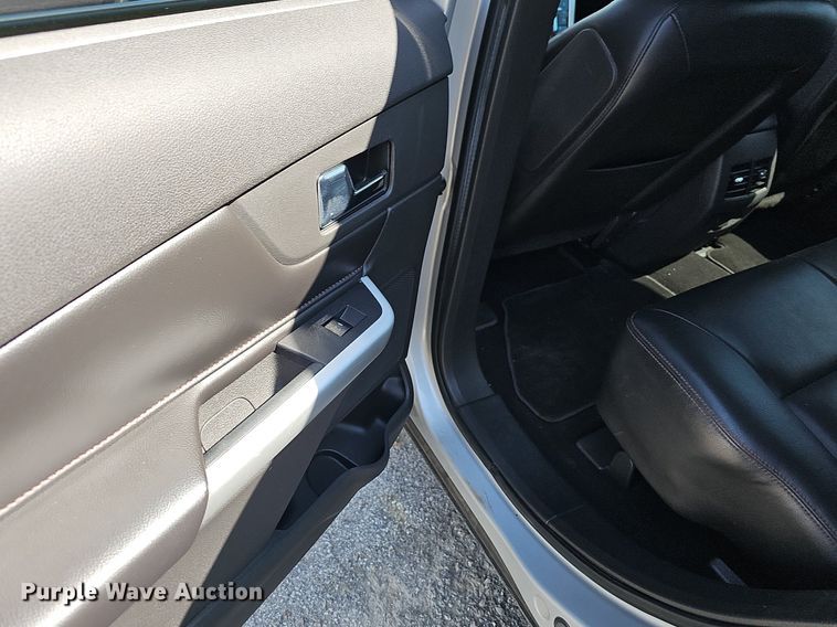 image for item LE9745 2011 Ford Edge  SUV