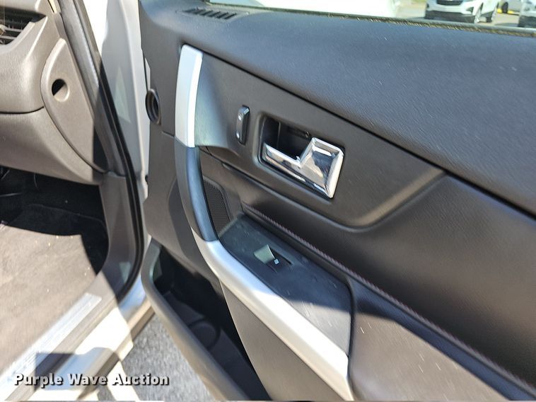 image for item LE9745 2011 Ford Edge  SUV