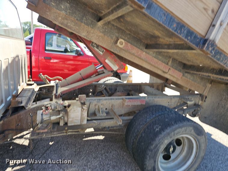 image for item LE9746 1992 Chevrolet C3500  dump flatbed pickup truck