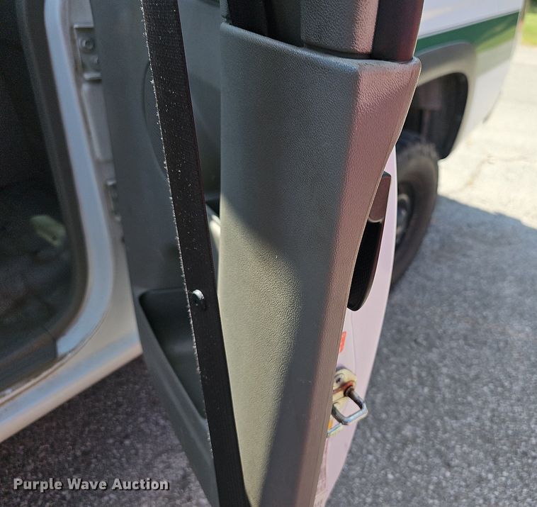 image for item LE9747 2007 Chevrolet Colorado  Ext. Cab pickup truck