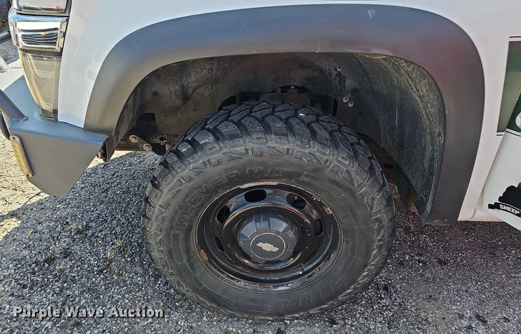 image for item LE9747 2007 Chevrolet Colorado  Ext. Cab pickup truck