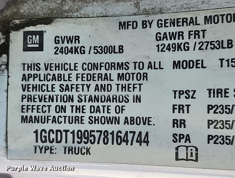 image for item LE9747 2007 Chevrolet Colorado  Ext. Cab pickup truck