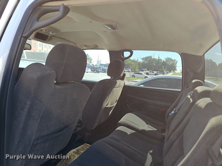 image for item LE9748 2007 Chevrolet Silverado 1500  Crew Cab pickup truck