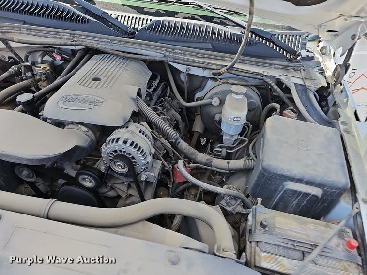 image for item LE9748 2007 Chevrolet Silverado 1500  Crew Cab pickup truck