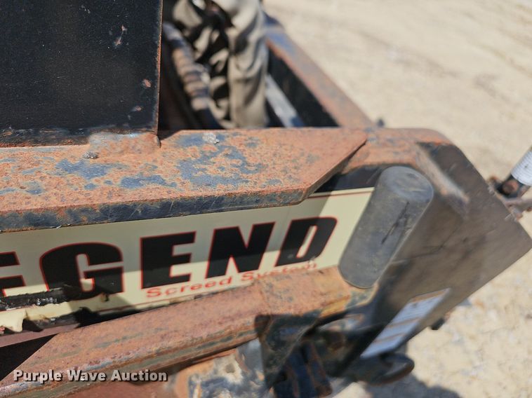 image for item LE9750 LeeBoy L8500T  paver