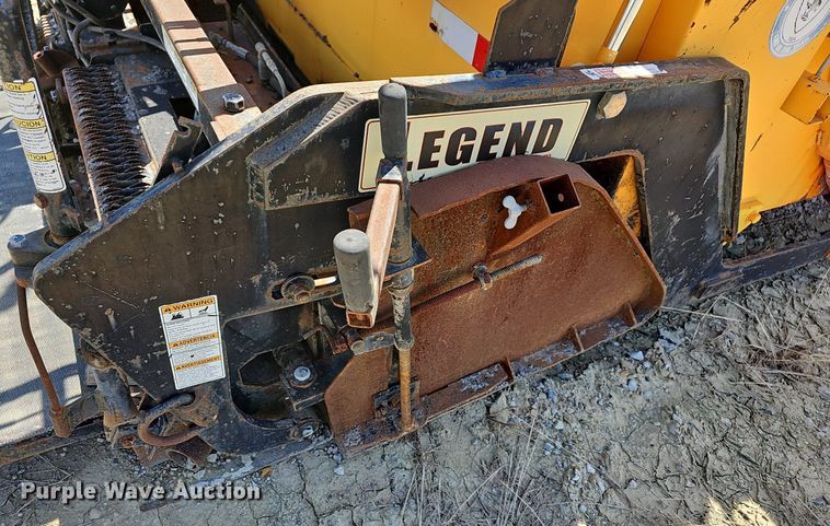 image for item LE9750 LeeBoy L8500T  paver