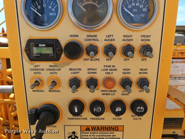 image for item LE9750 LeeBoy L8500T  paver