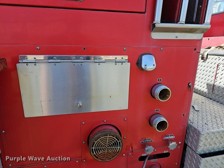 image for item LE9751 1982 Mack MC686F  pumper fire truck