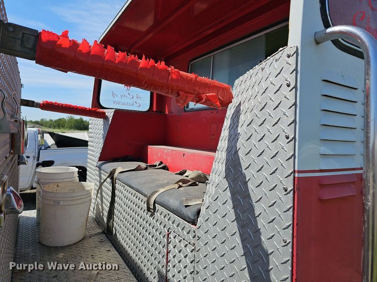 image for item LE9751 1982 Mack MC686F  pumper fire truck