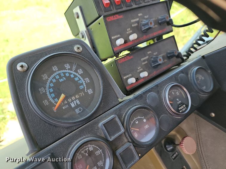 image for item LE9751 1982 Mack MC686F  pumper fire truck