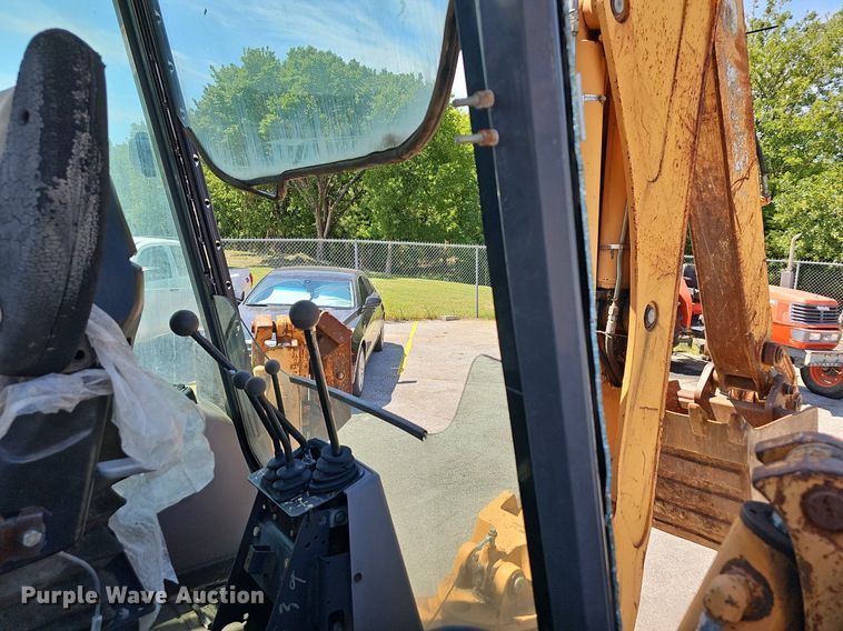 image for item LE9755 2002 Case 580M  backhoe