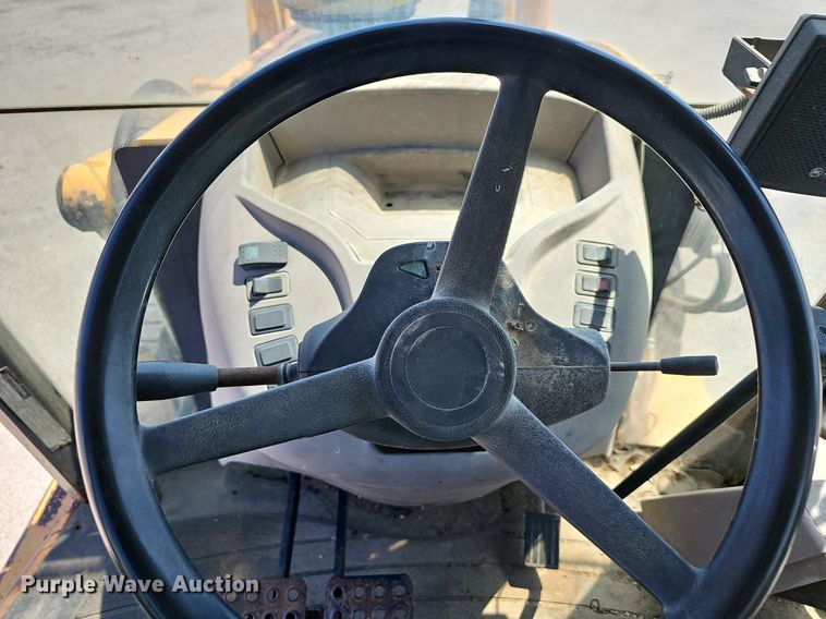 image for item LE9755 2002 Case 580M  backhoe